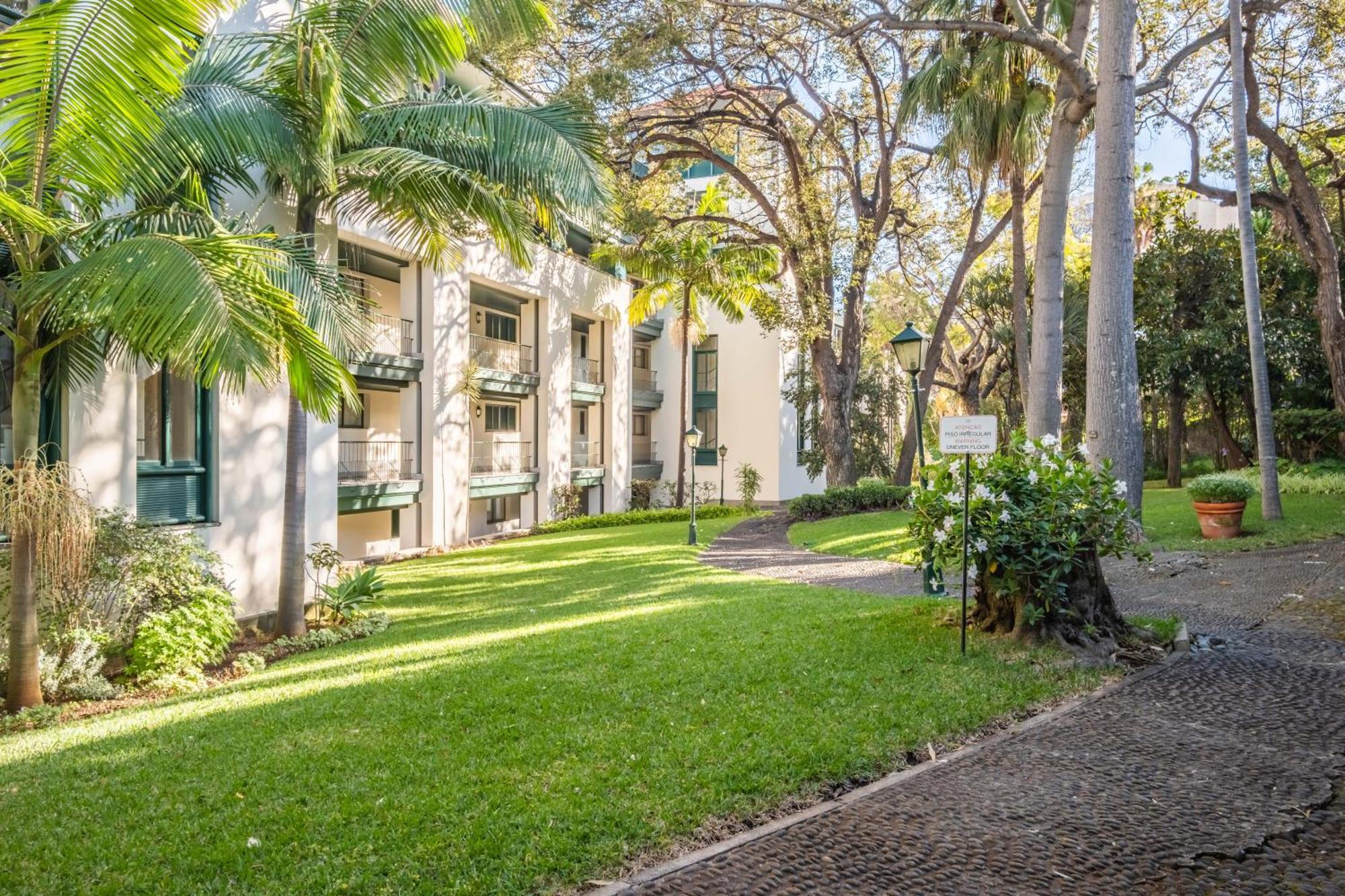 Luxury Oceanfront At Reid'S Gardens Apartment Funchal  Ngoại thất bức ảnh